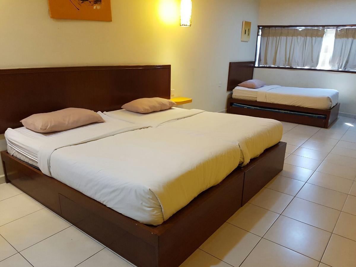 Malacca Newbridge Hotel מראה חיצוני תמונה