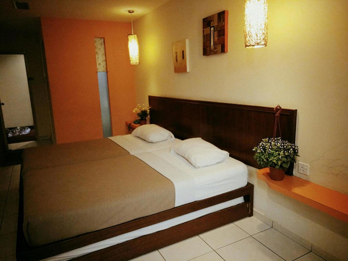Malacca Newbridge Hotel מראה חיצוני תמונה