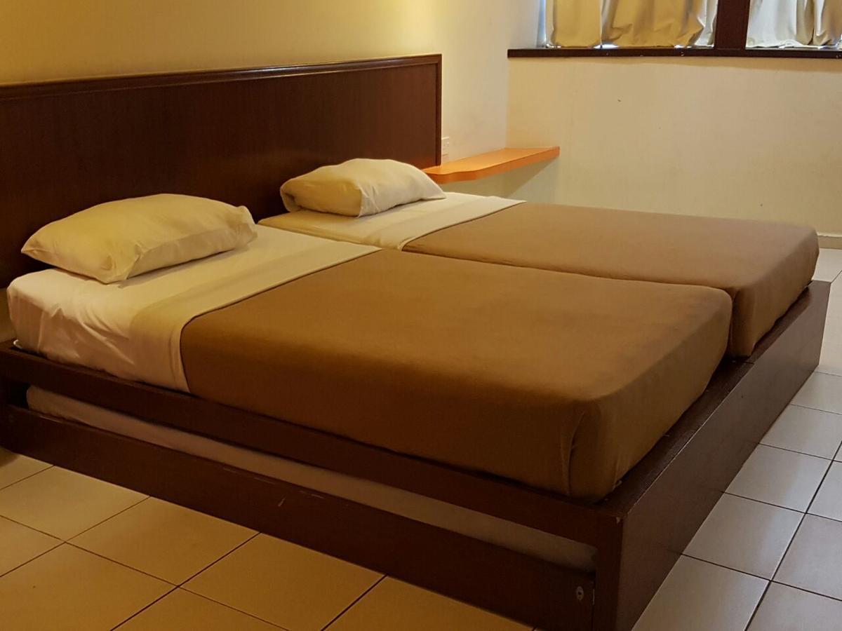 Malacca Newbridge Hotel מראה חיצוני תמונה