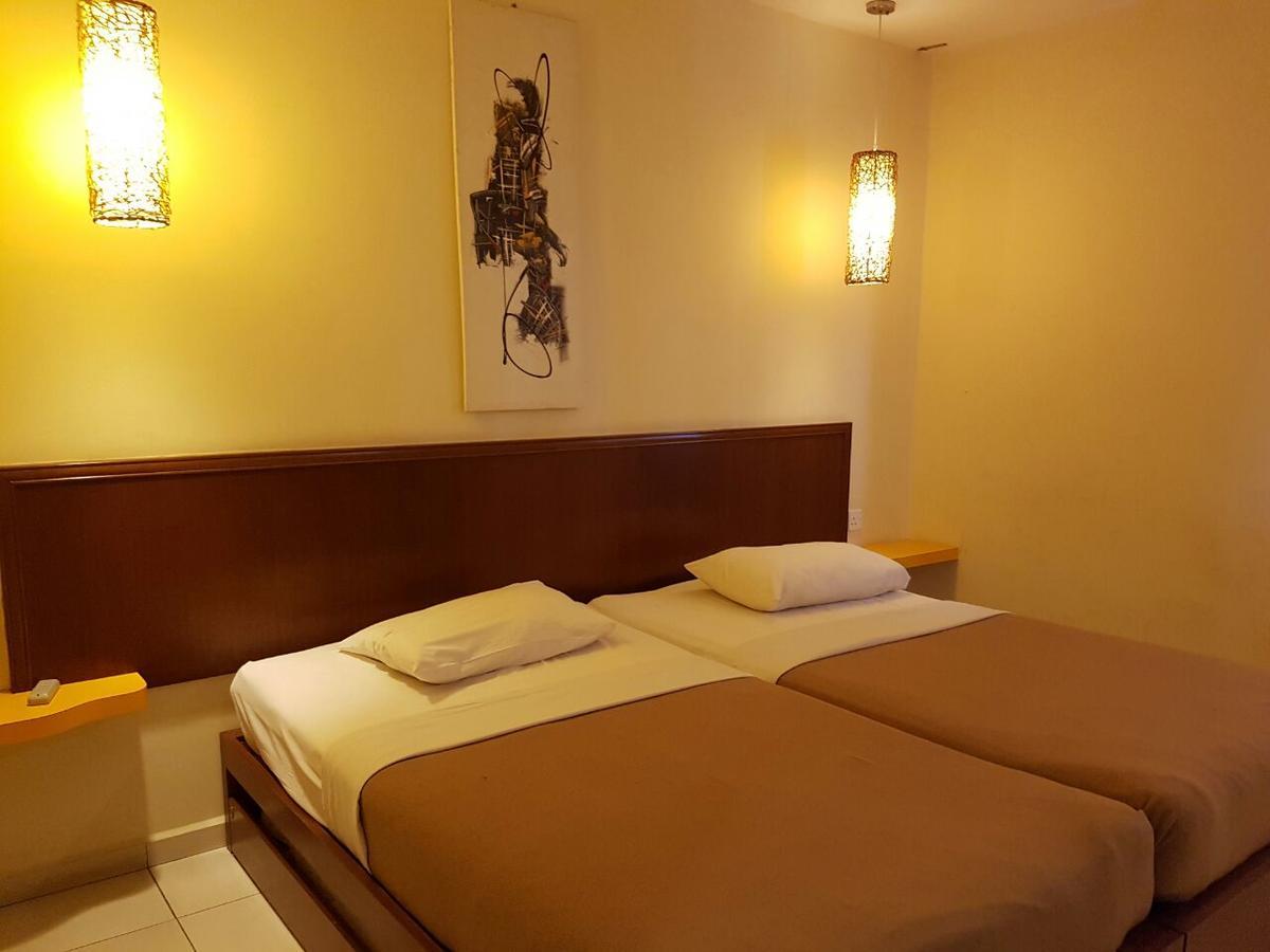 Malacca Newbridge Hotel מראה חיצוני תמונה