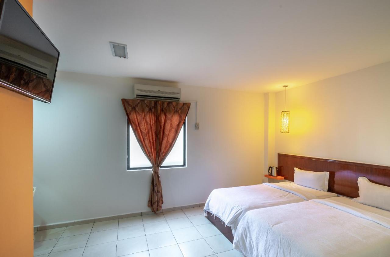 Malacca Newbridge Hotel מראה חיצוני תמונה